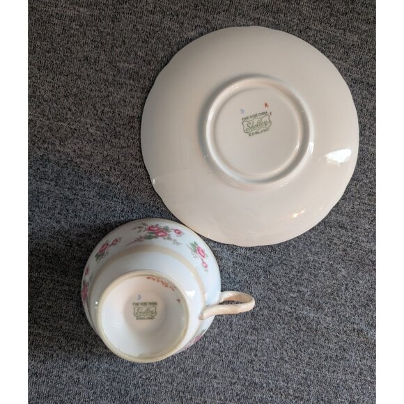Shelley China Cup & Saucer in Rose/Rosebud Floral Pattern with Peach/Cream Bands - Picture 5 of 5